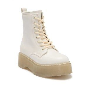 NEW Steve Madden Basille Lace-Up Platform Boot